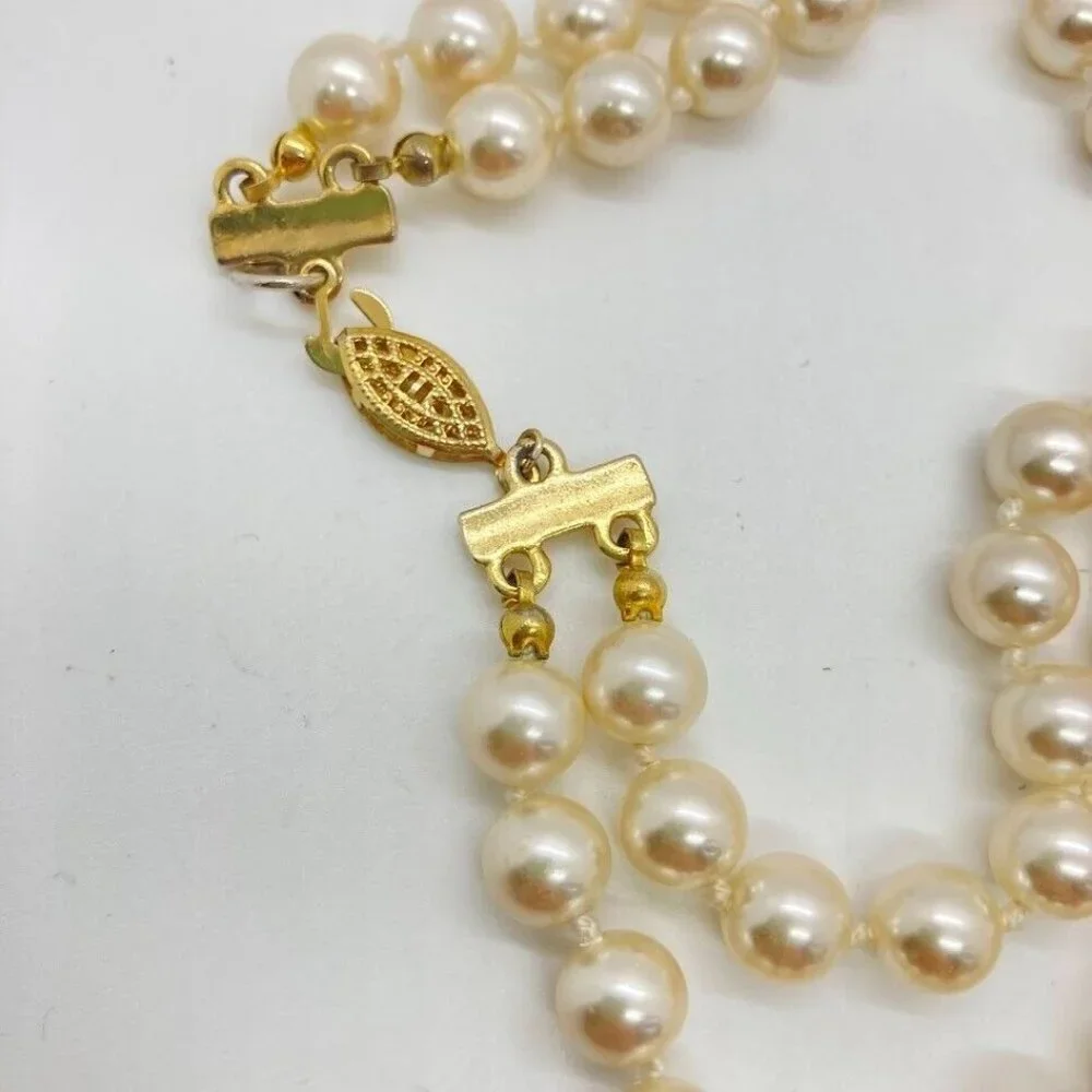 Bead 17